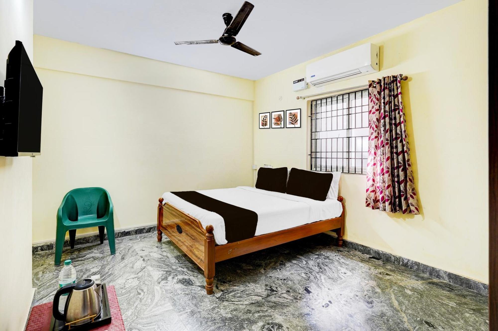 Collection O Sithalapakkam Medavakkam Formerly Srinivasa Residency Chennai Exterior photo